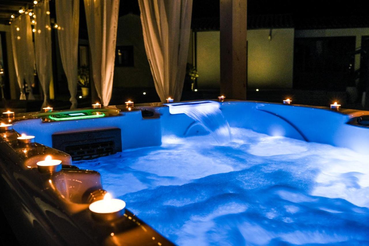 Suites By Aix Keys Avec Jacuzzi Privatif 5 Min Des Plages Fouras Saint-Laurent-de-la-Prée Kültér fotó